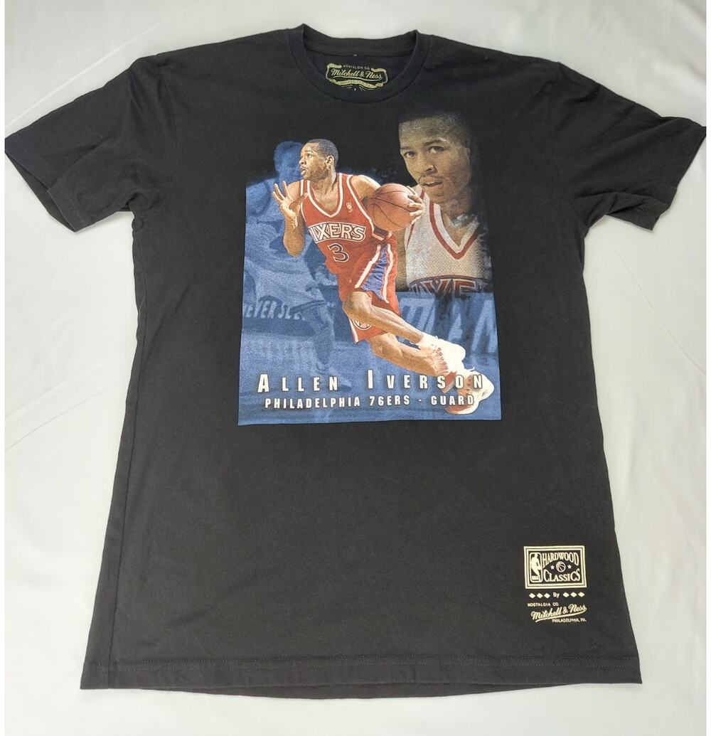 Allen Iverson Mitchell & Ness Philadelphia 76ers Sixers Graphic Tee T Shirt Sz L